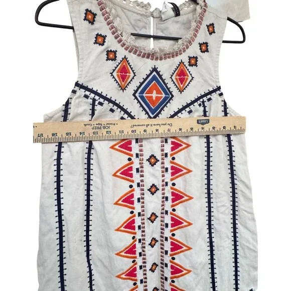 Anthropologie Akemi + Kin Geometric Embroidered Sleeveless Dress Size 4 - Picture 6 of 13